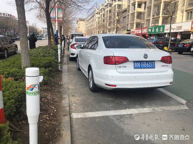 德州中心城区“智慧停车”来了，记者带你看路面上的小变化…